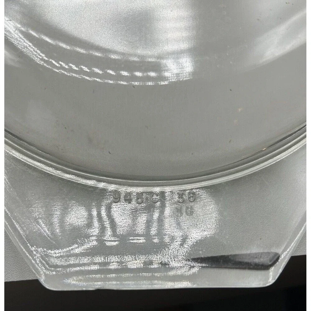 Vintage Pyrex Black‎ Snowflake 1.5 Quart Oval Casserole Dish with Lid